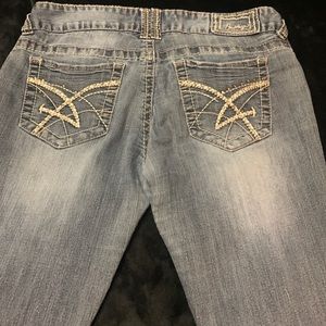 Women’s/juniors Amethysts jeans